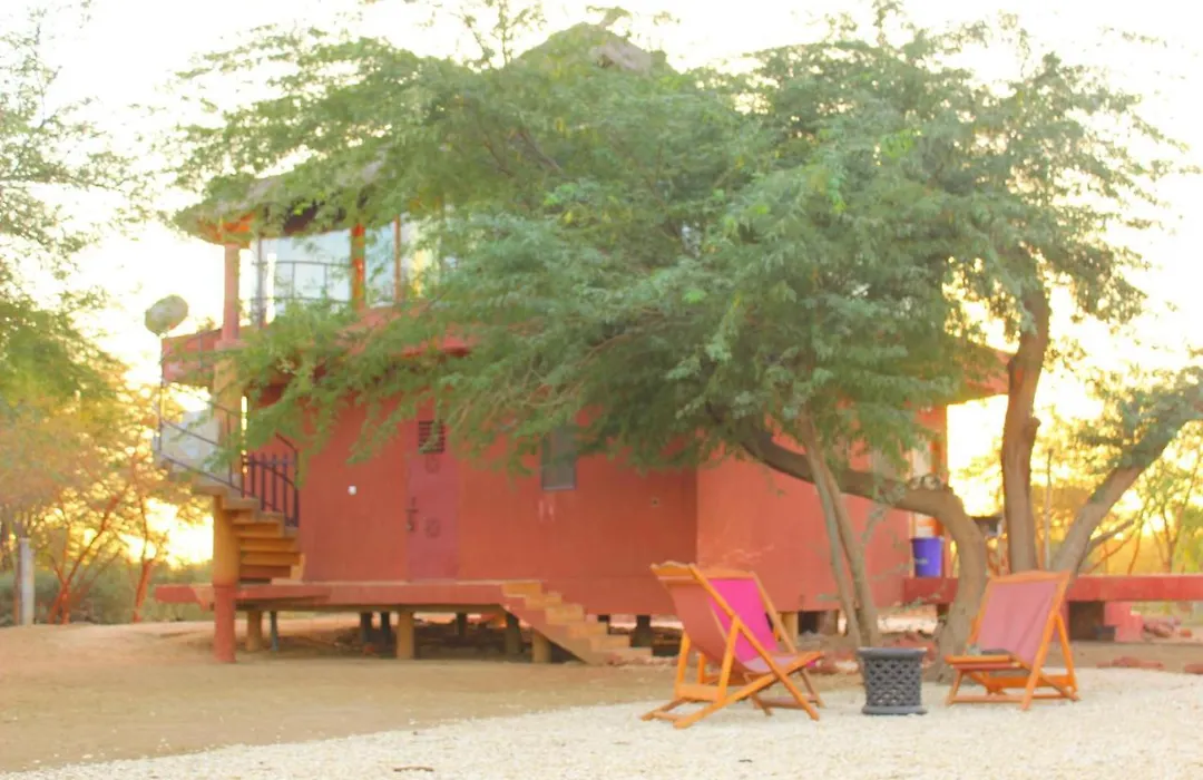 Le Lodge Dalaal Diam-1
